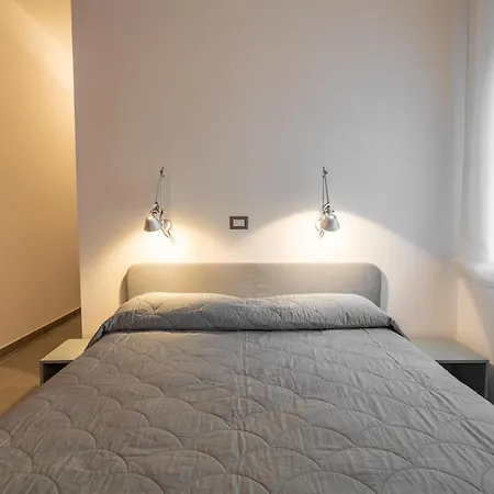 Pied A Terre 마이오리