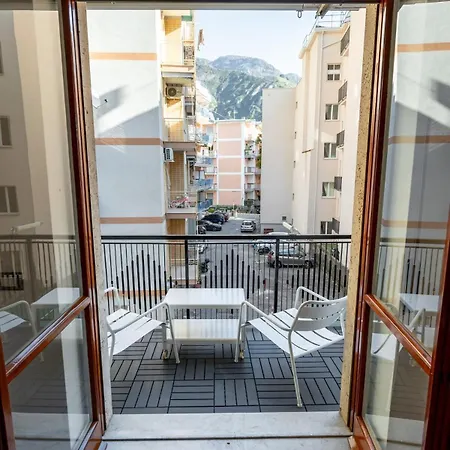 아파트 Pied A Terre *